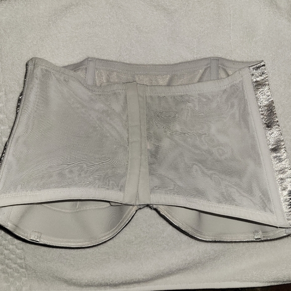 BRA - Picture 2 of 3